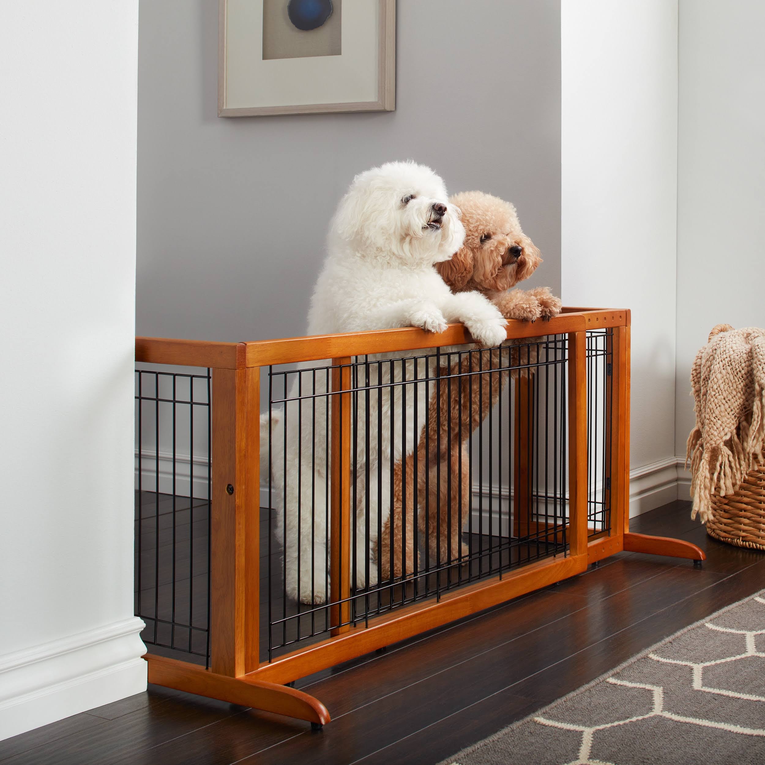 Richell Freestanding Pet Gate, 7IV3VD_EDYD