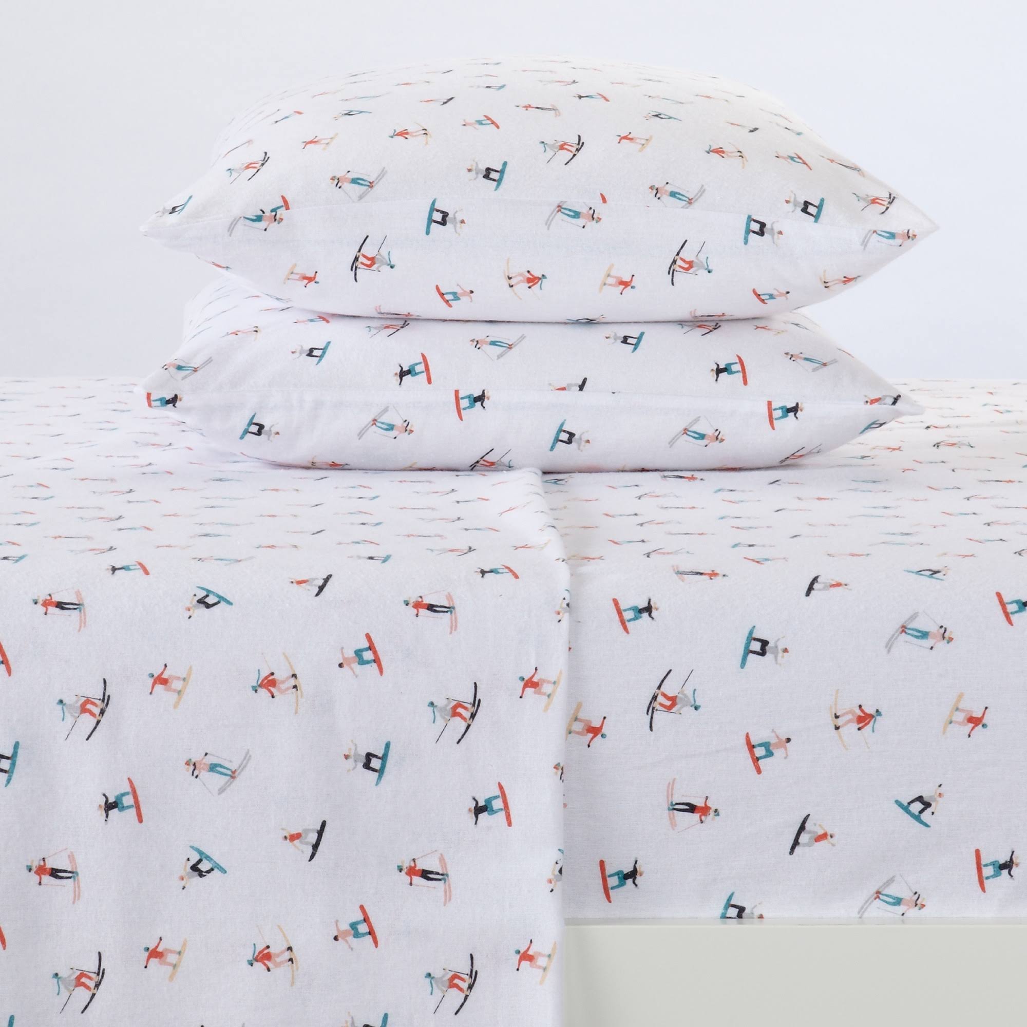 Great Bay Home 100% Cotton Flannel Lodge Printed Sheet Set California King Ski NRPK2D_CJVO