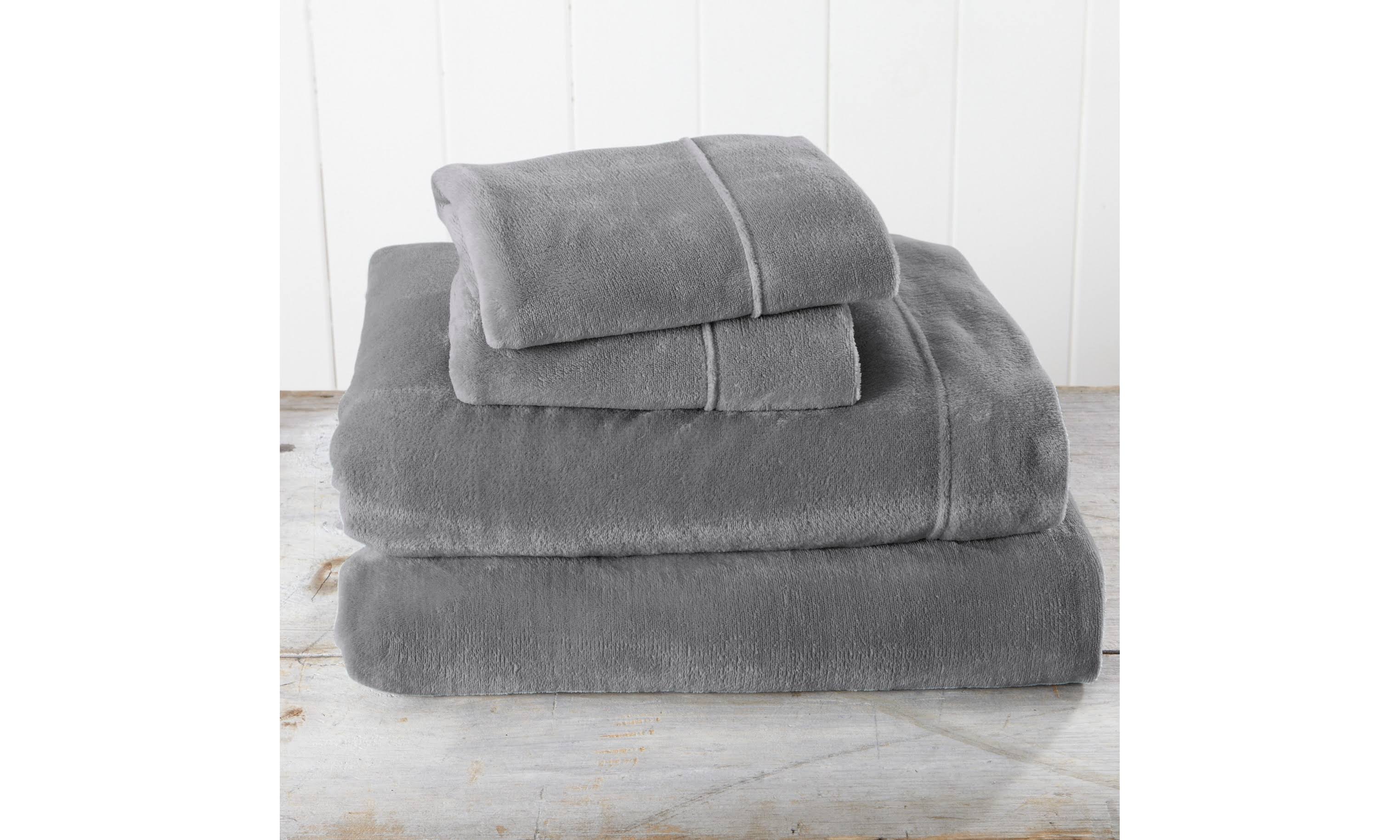 Great Bay Home Extra Soft Cozy Velvet Plush Solid Bed Sheet Set - Twin - KLG3HC_DJ78 Great Bay Home Extra Soft Cozy Velvet Plush Solid Bed Sheet Set - Twin - KLG3HC_DJ78
