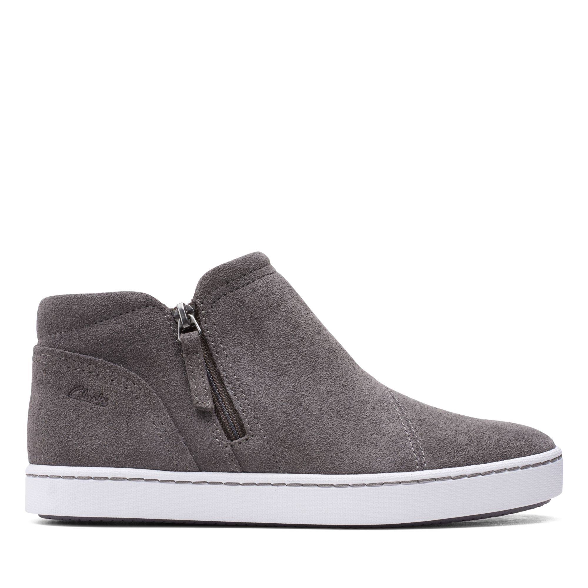 Clarks Collection Pawley Adwin Suede Bootie - Gray/YDC6CU_GZCN