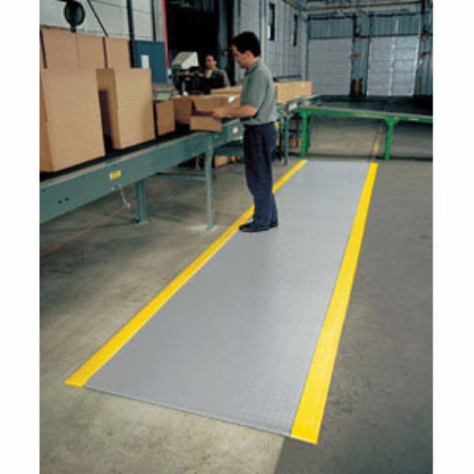 Notrax 419 Diamond Sof-Tred Mat with Dyna-Shield 2' x 6' LHGHW5_70TN